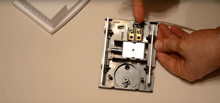 fix door bell in Carrollwood